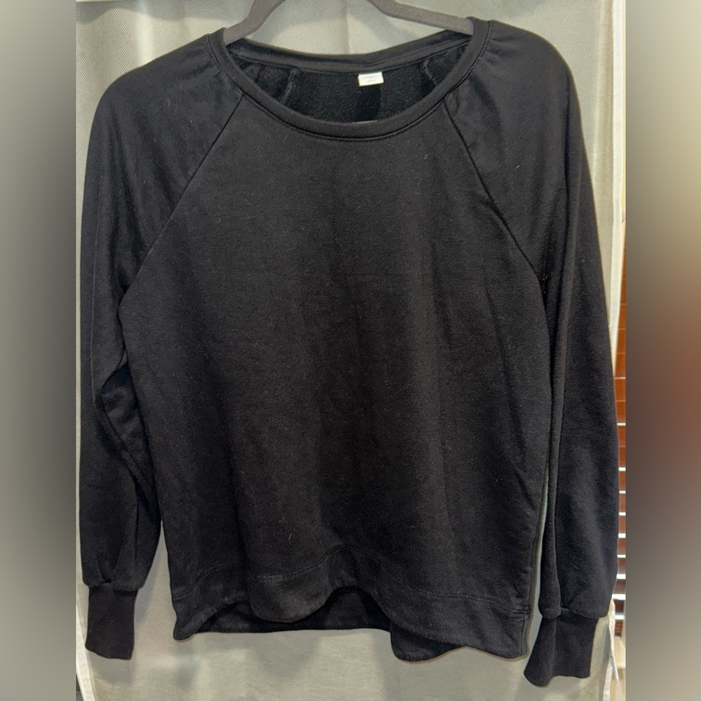 Crewneck Women's Black Sweater size small